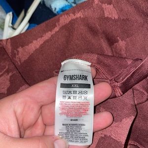 Brand new never worn. Gym shark scrunch butt legging